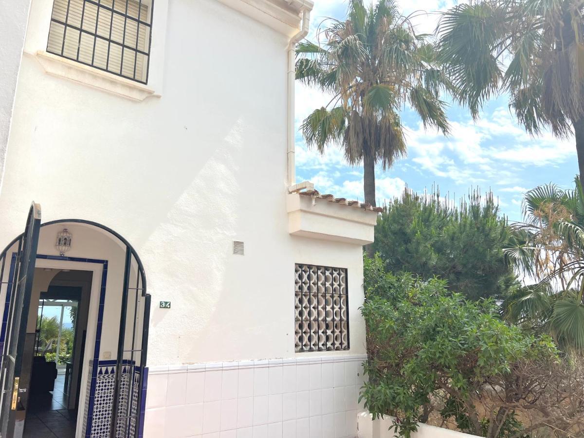 Fabulous Vacation In A 2 Bedroom Townhouse With 2 Terraces Overlooking The Sea, Suitable For 6 People 3 Swimming Pools Tennis And 200 Mts From The Sea El Faro Exteriör bild