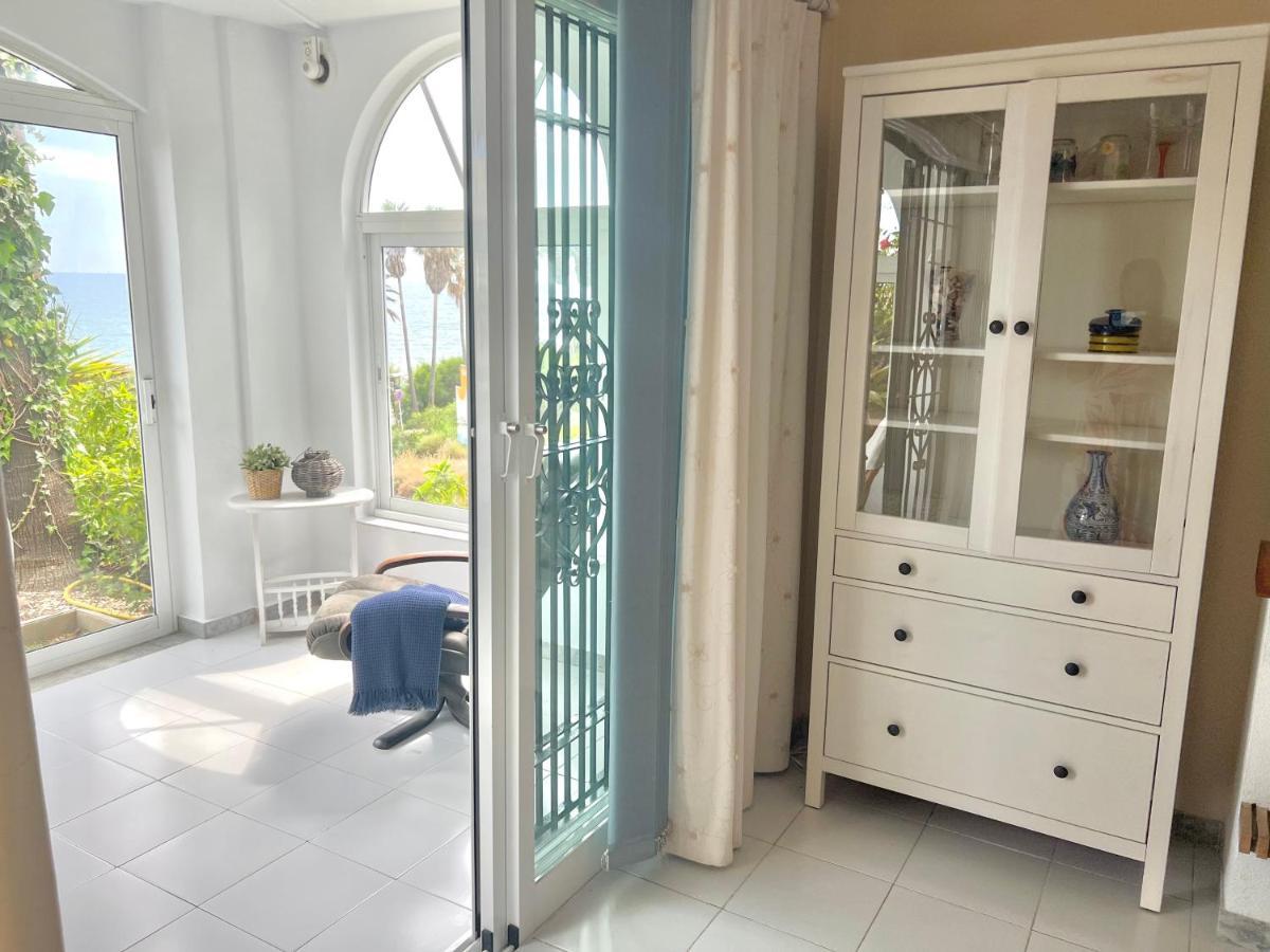 Fabulous Vacation In A 2 Bedroom Townhouse With 2 Terraces Overlooking The Sea, Suitable For 6 People 3 Swimming Pools Tennis And 200 Mts From The Sea El Faro Exteriör bild