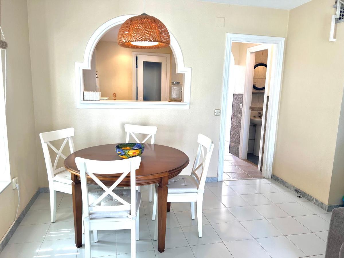 Fabulous Vacation In A 2 Bedroom Townhouse With 2 Terraces Overlooking The Sea, Suitable For 6 People 3 Swimming Pools Tennis And 200 Mts From The Sea El Faro Exteriör bild
