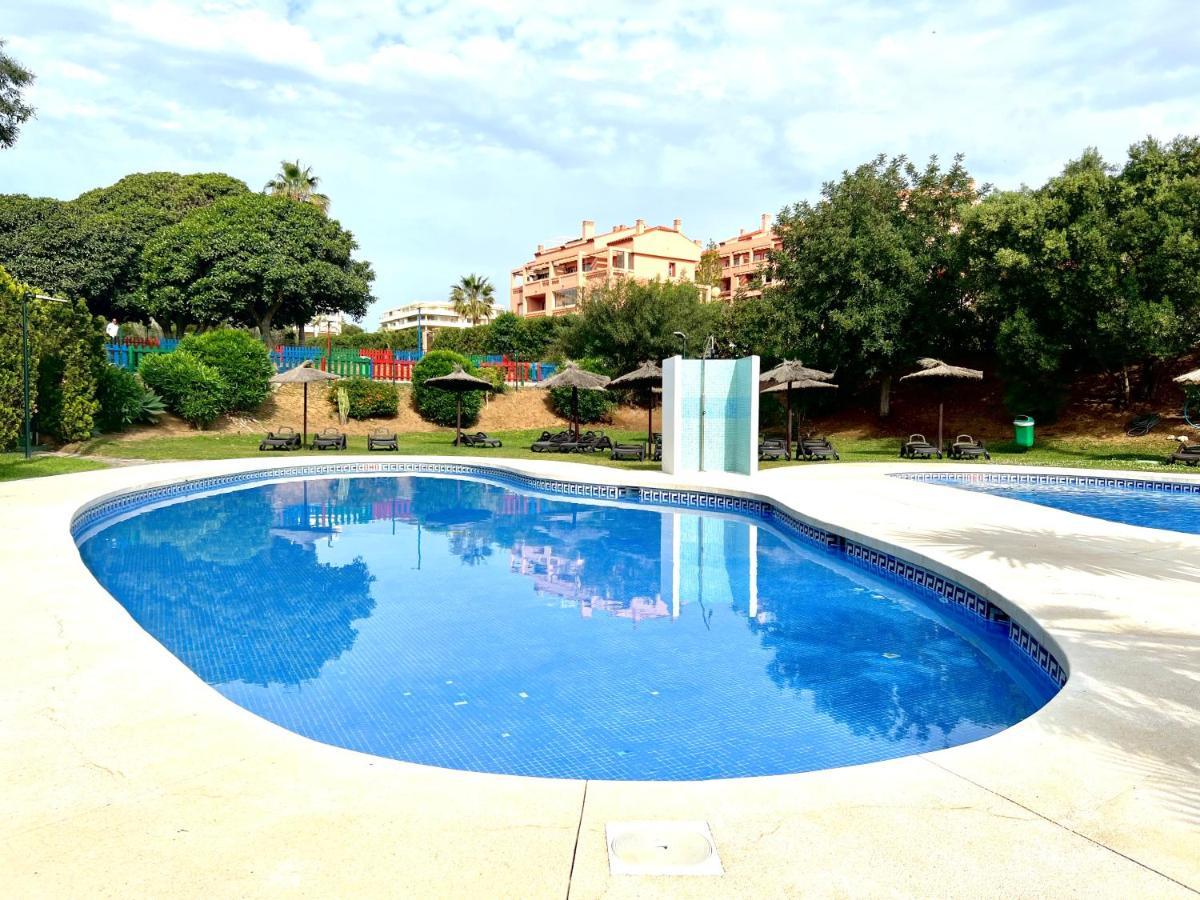 Fabulous Vacation In A 2 Bedroom Townhouse With 2 Terraces Overlooking The Sea, Suitable For 6 People 3 Swimming Pools Tennis And 200 Mts From The Sea El Faro Exteriör bild
